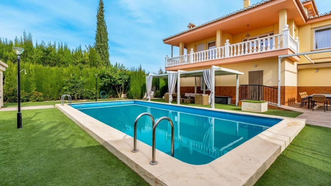 Villa De La Acacia Gojar Exteriör bild