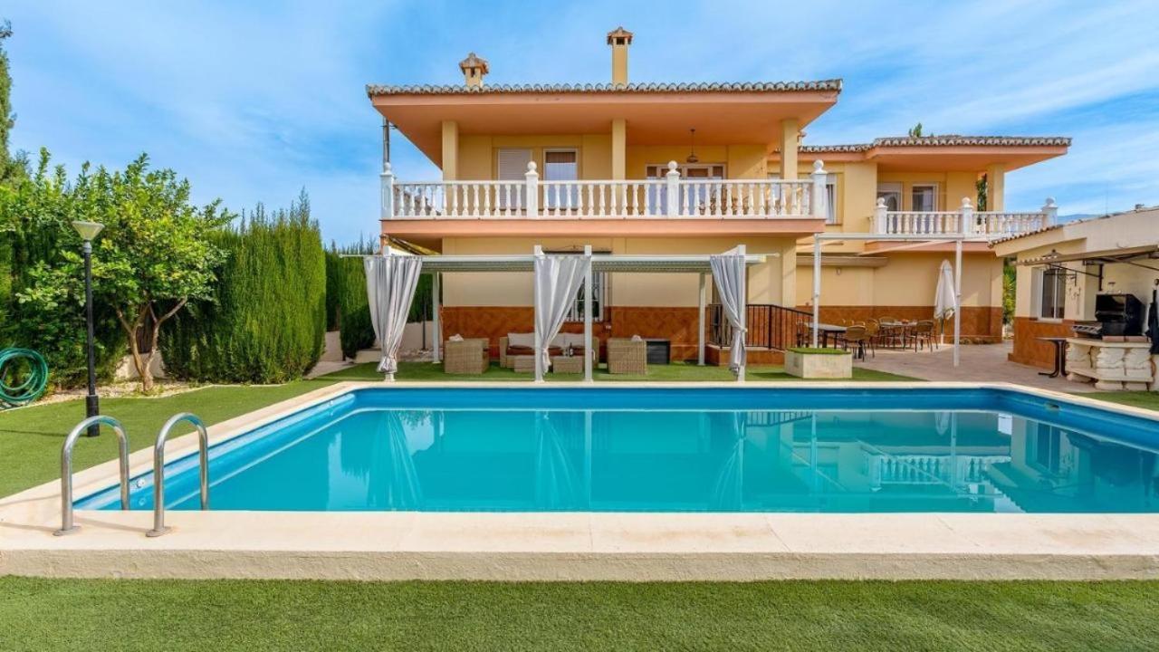 Villa De La Acacia Gojar Exteriör bild
