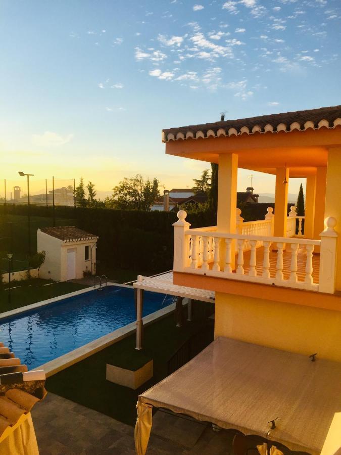 Villa De La Acacia Gojar Exteriör bild